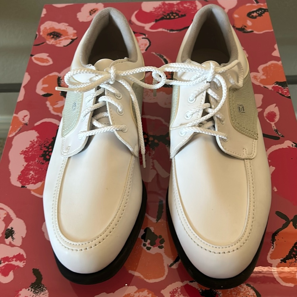 FOOTJOY Greenjoy Golf SoftSpikes Shoes Women's 9M NWOB